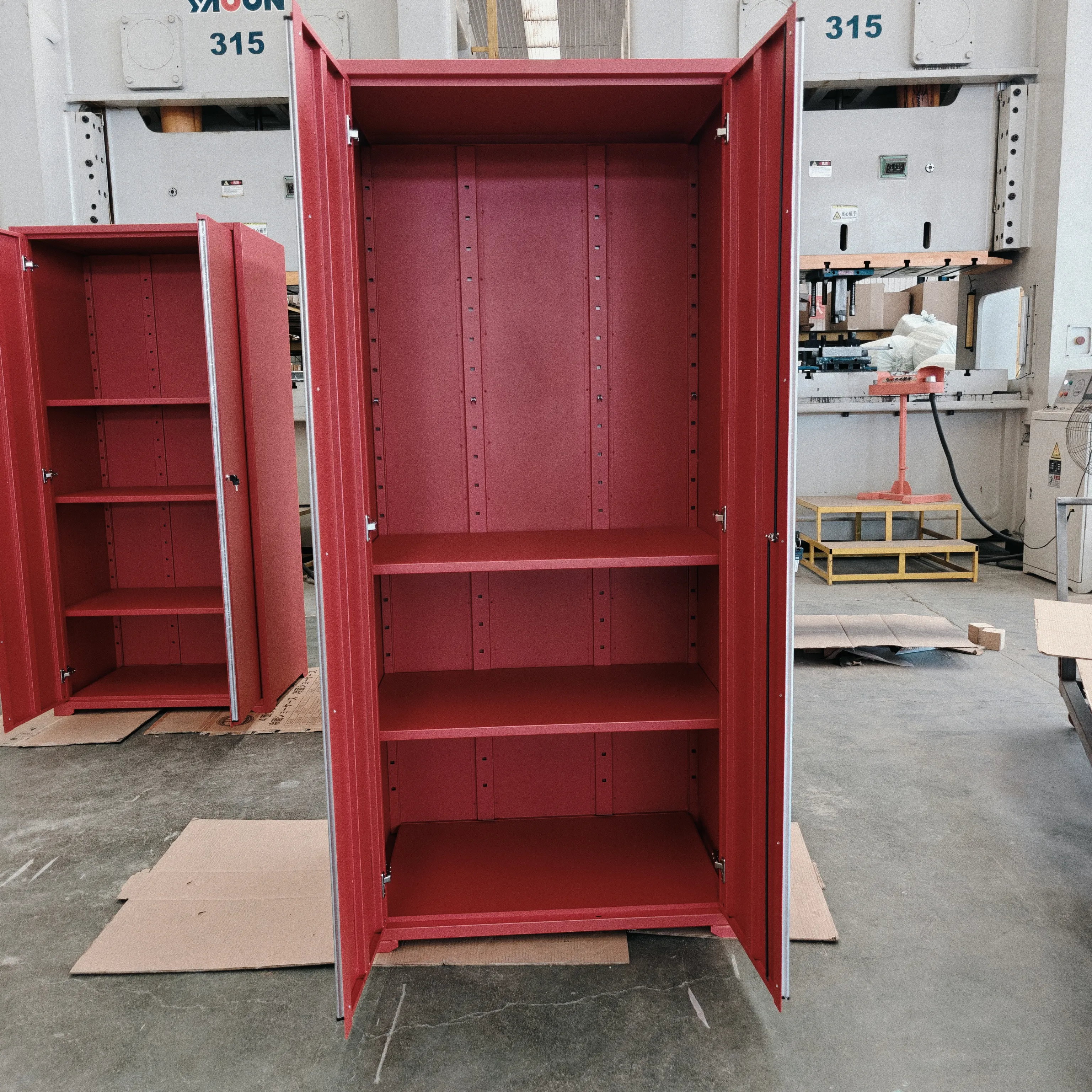 A Cyjy szerszámszekrényei elismerést szereztek az ügyfelek számára kiváló minőségük miatt.