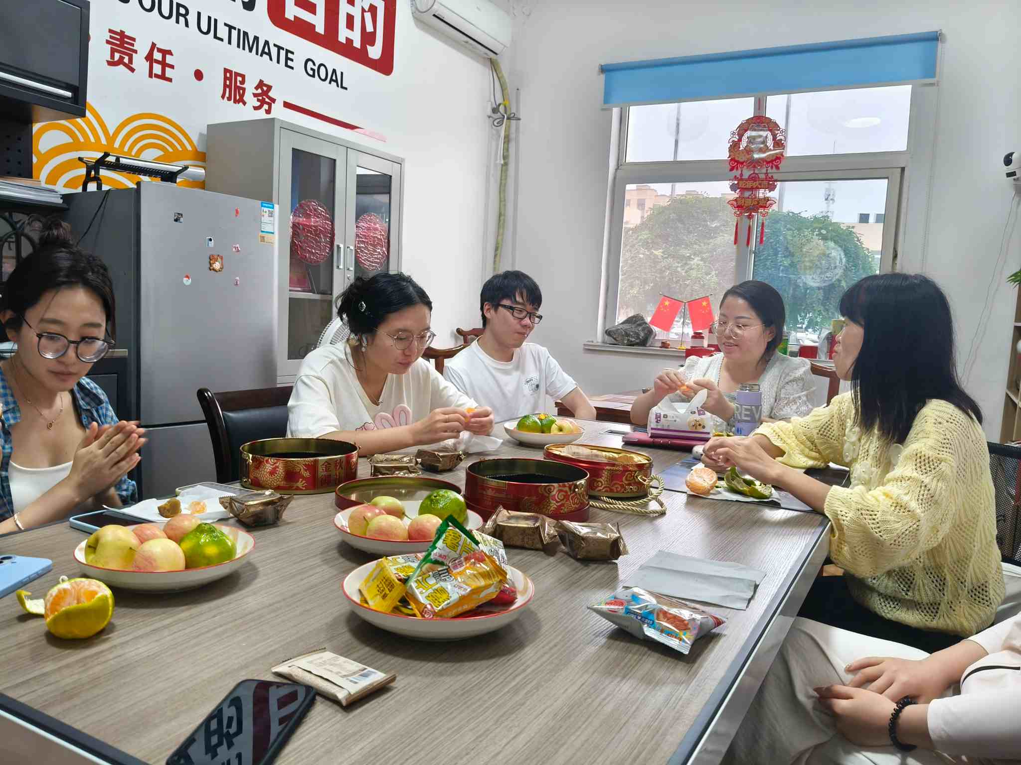 Cyjy üdvözli az új tagot